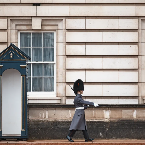 La relève de la garde - Création originale photographie d'art relève de la garde Buckingham Coldstream Guards